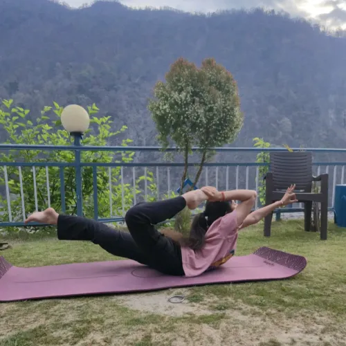 female yoga teacher request pi