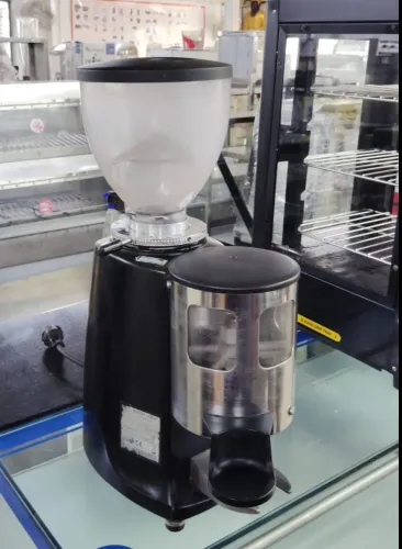 The Mazzer Super Jolly is widely regarded as an in