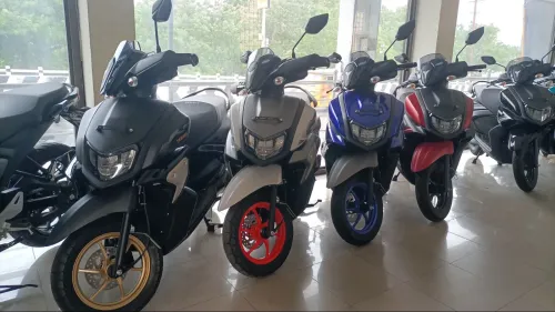 yamaha xsr 155 on road price