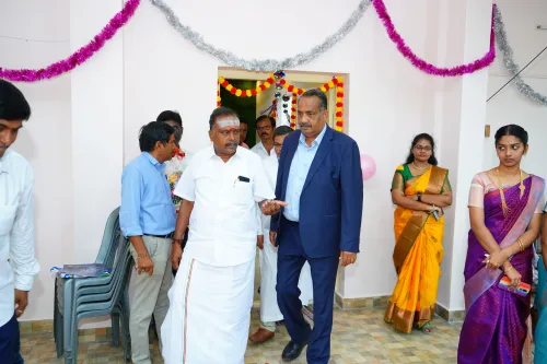 SSIMS கல்லூரி, தொழில்துறை