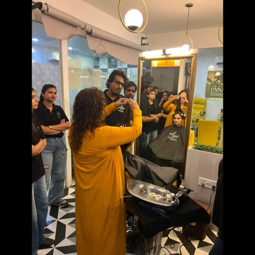 # Hair Styling Class in I