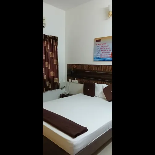 Maduraa serviced apartment 
Da