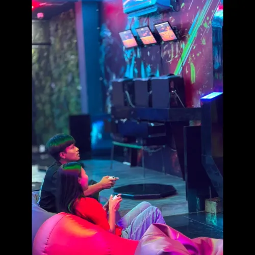 entertainment for gamers of al