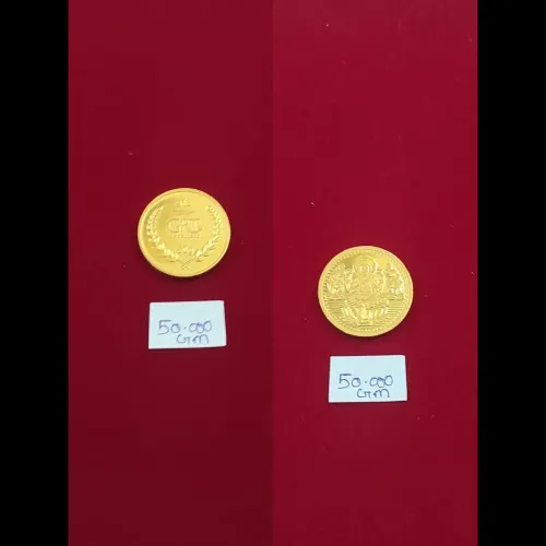 BJ Gold helps customers who wa