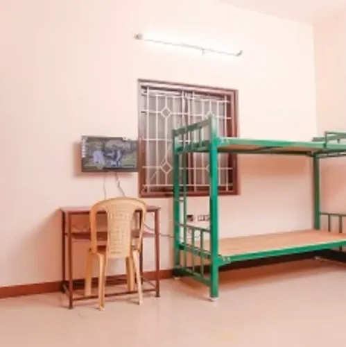 boys hostel near gandhipuram c