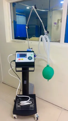 Icu ventilator avaliable 