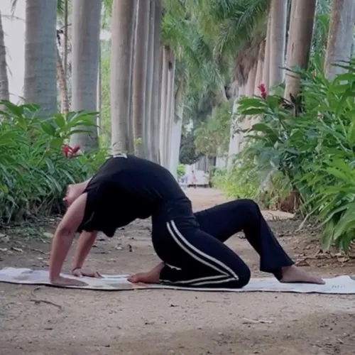 Personal Female Yoga Trainer a