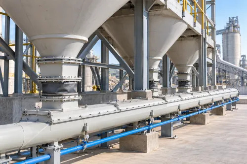 Moving fine powder efficiently can become difficul