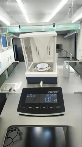 new model with tuchscreen 
