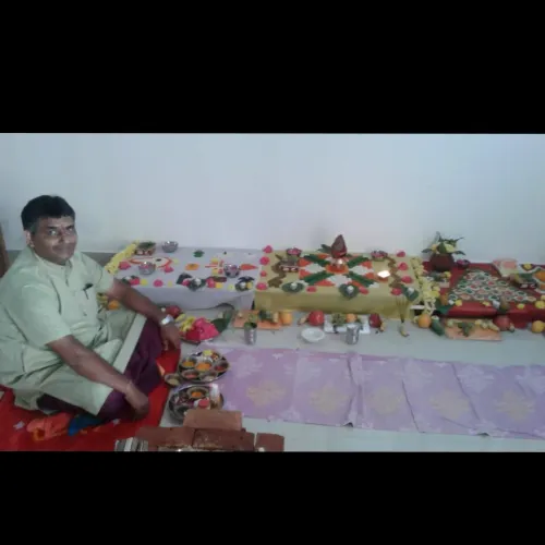 Pandit for Satyanarayan Katha