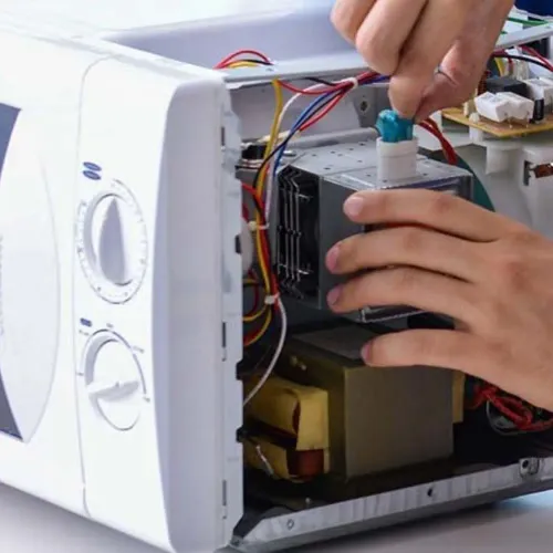 🔧 Microwave Oven Service in C