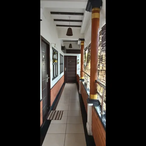 Maduraa serviced apartment
th