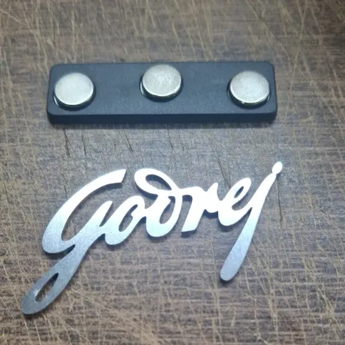 Die cut Magnet Badge