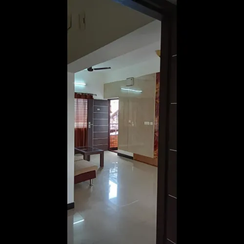 Maduraa serviced apartment 
Th