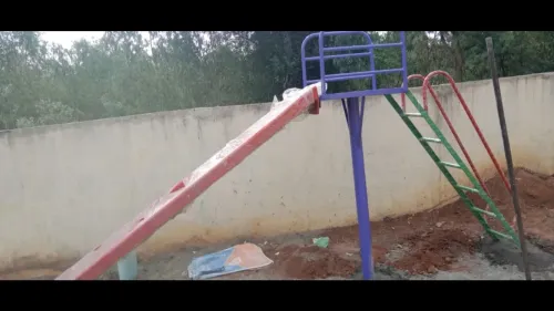 We are a manufacturer of children's play equipment