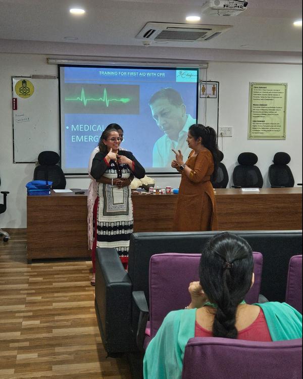 first aid training with practi