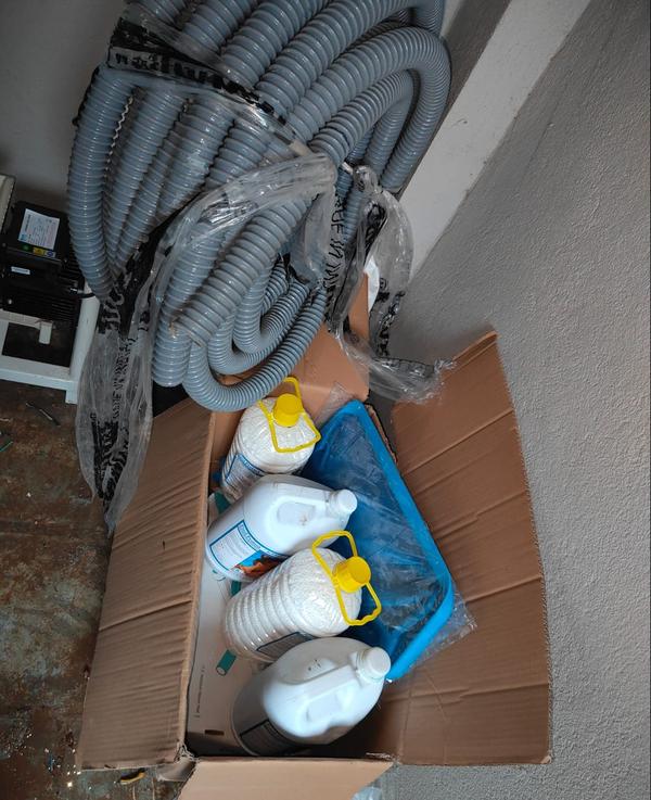 swimming pool vacuum head supp